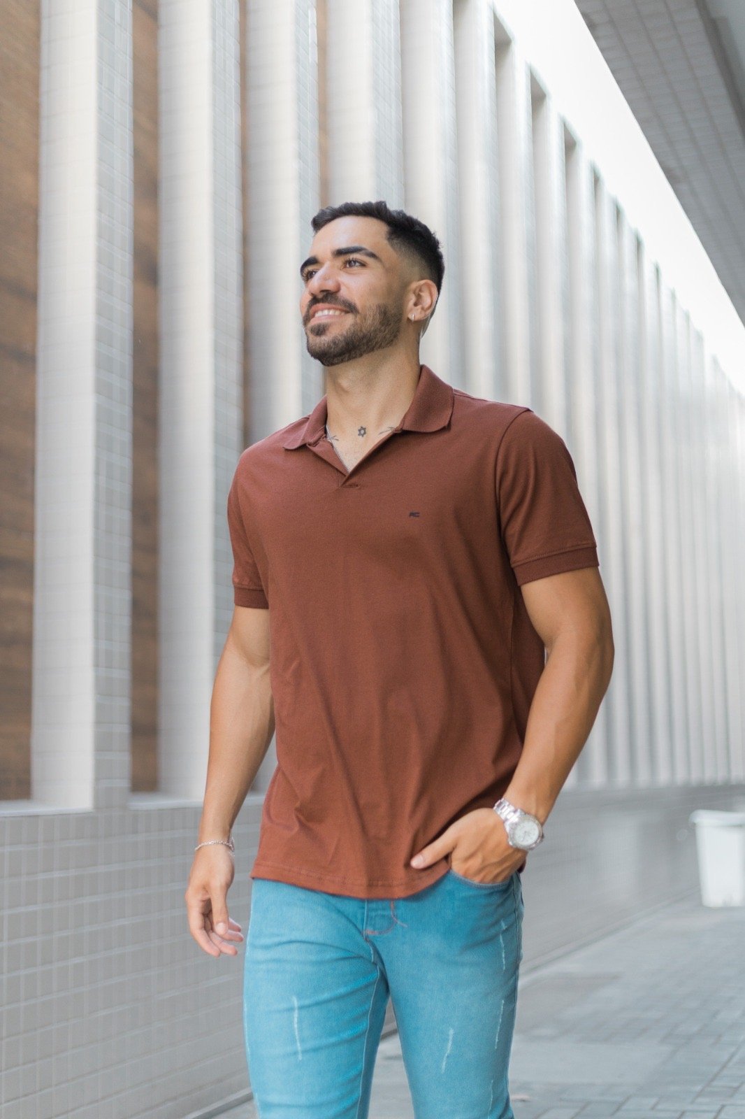 Polo gola v - Imagem 4