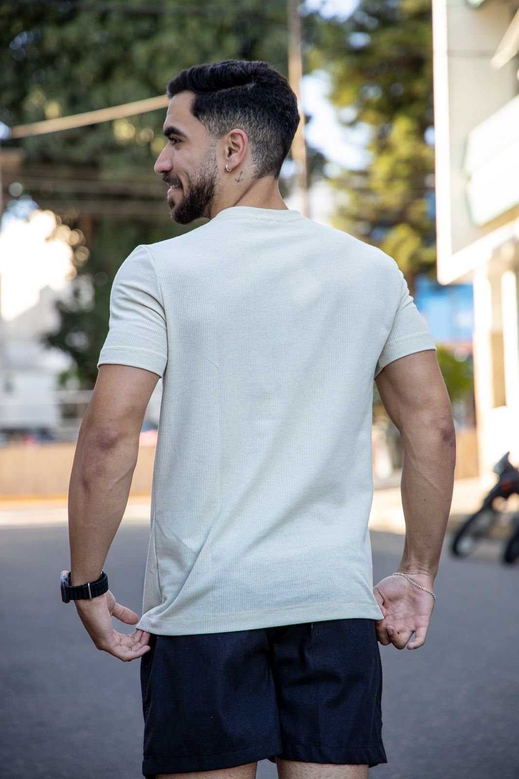 Básica gola v - Imagem 9